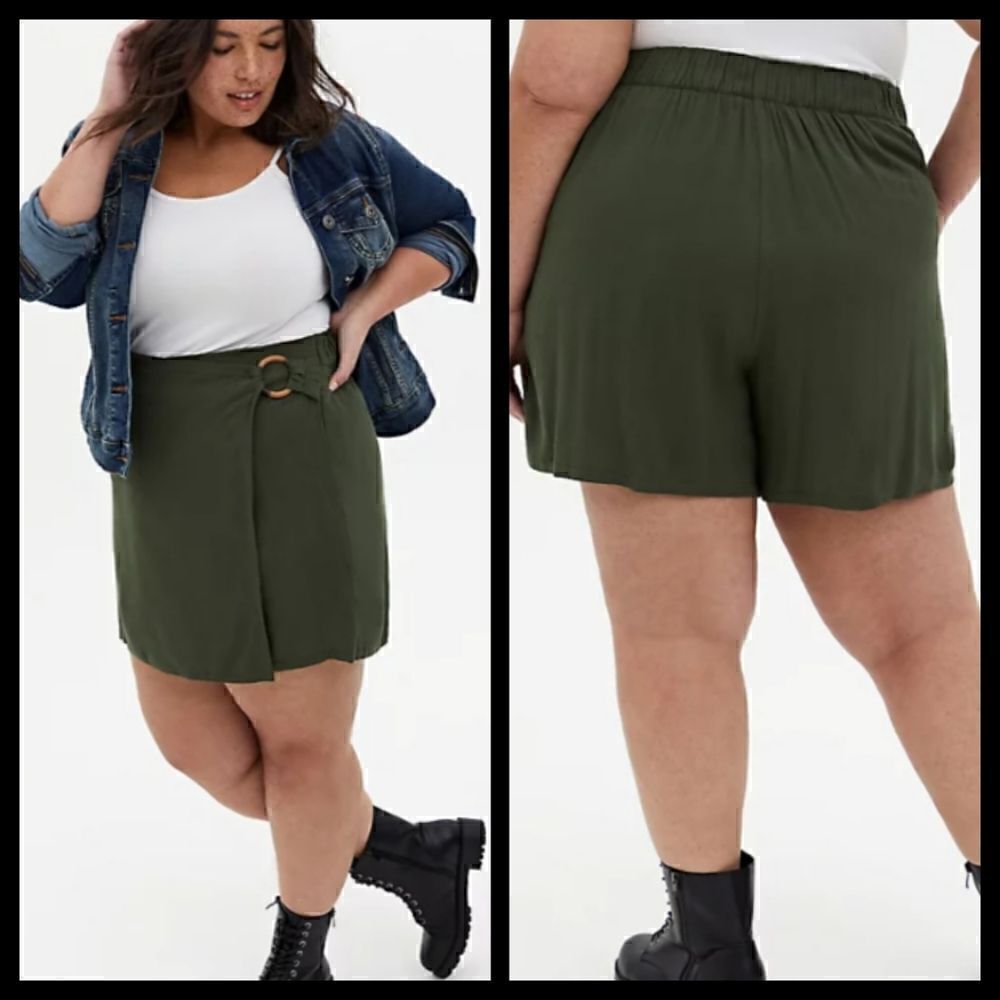 0X 12W Olive Green O Ring Foldover Skort Plussize